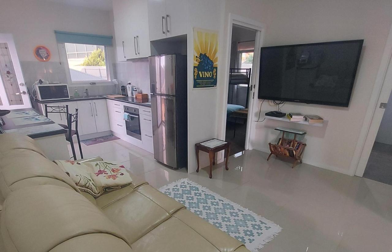 Cascabelbnb Private 2Br Apartment Noarlunga Exterior photo
